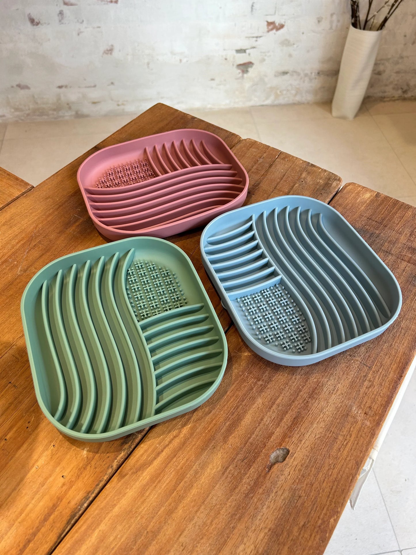 Slowfeeder food bowl Waves