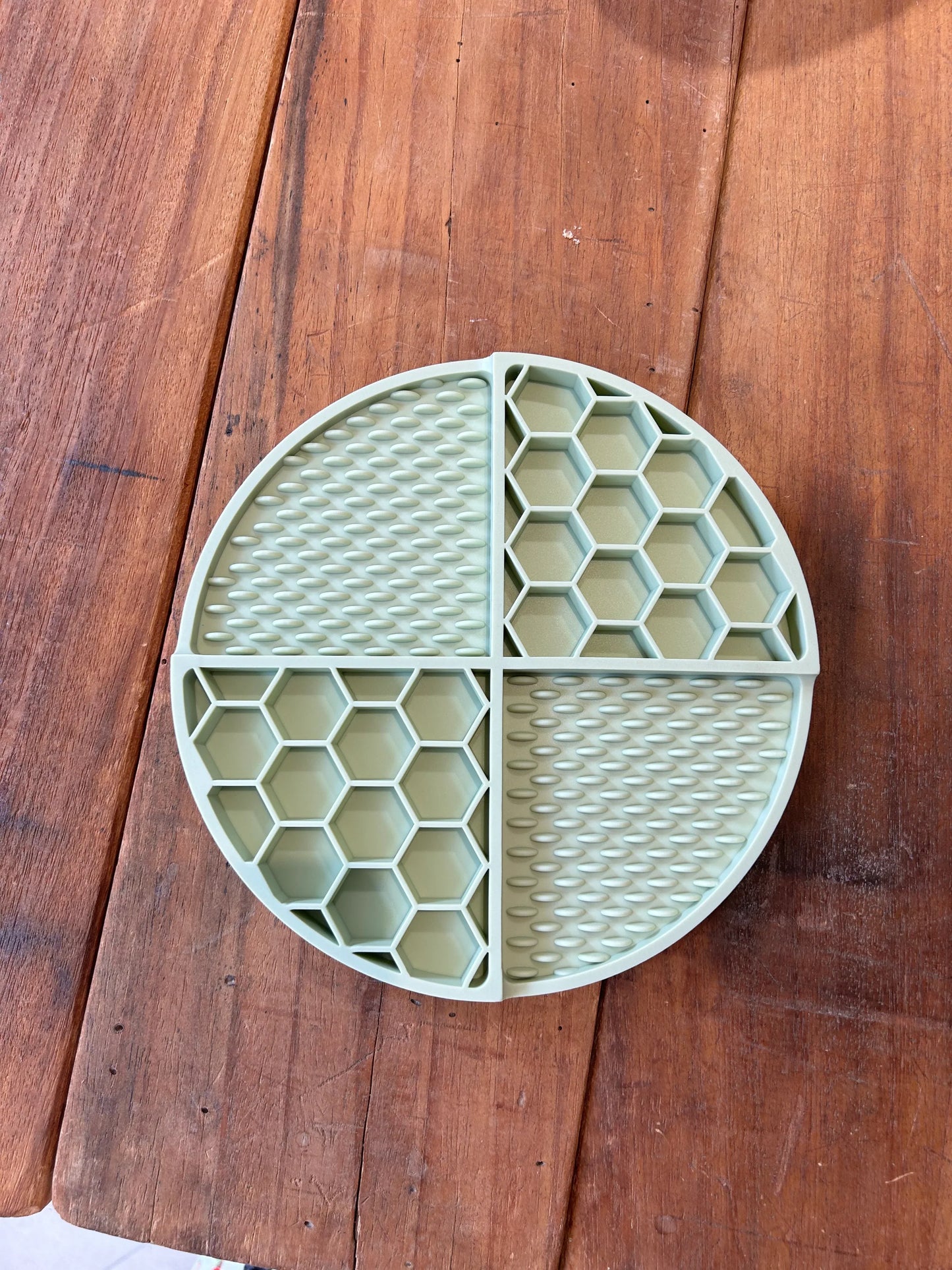 Hunny licking mat