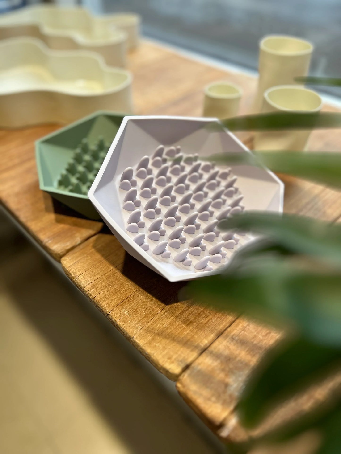 Slowfeeder food bowl Pine
