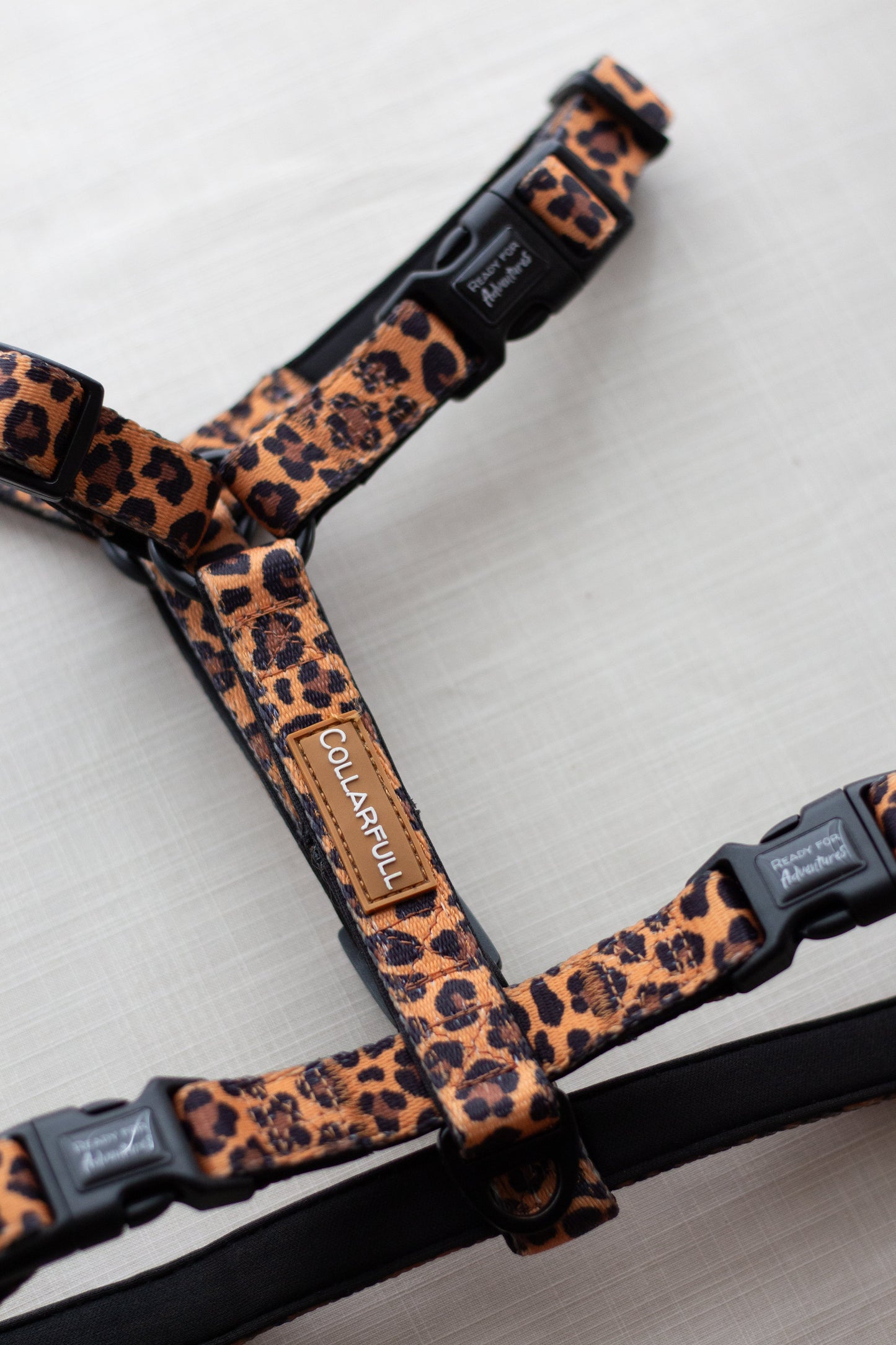 Urban Y Trails dog harness - Lovely Leopard