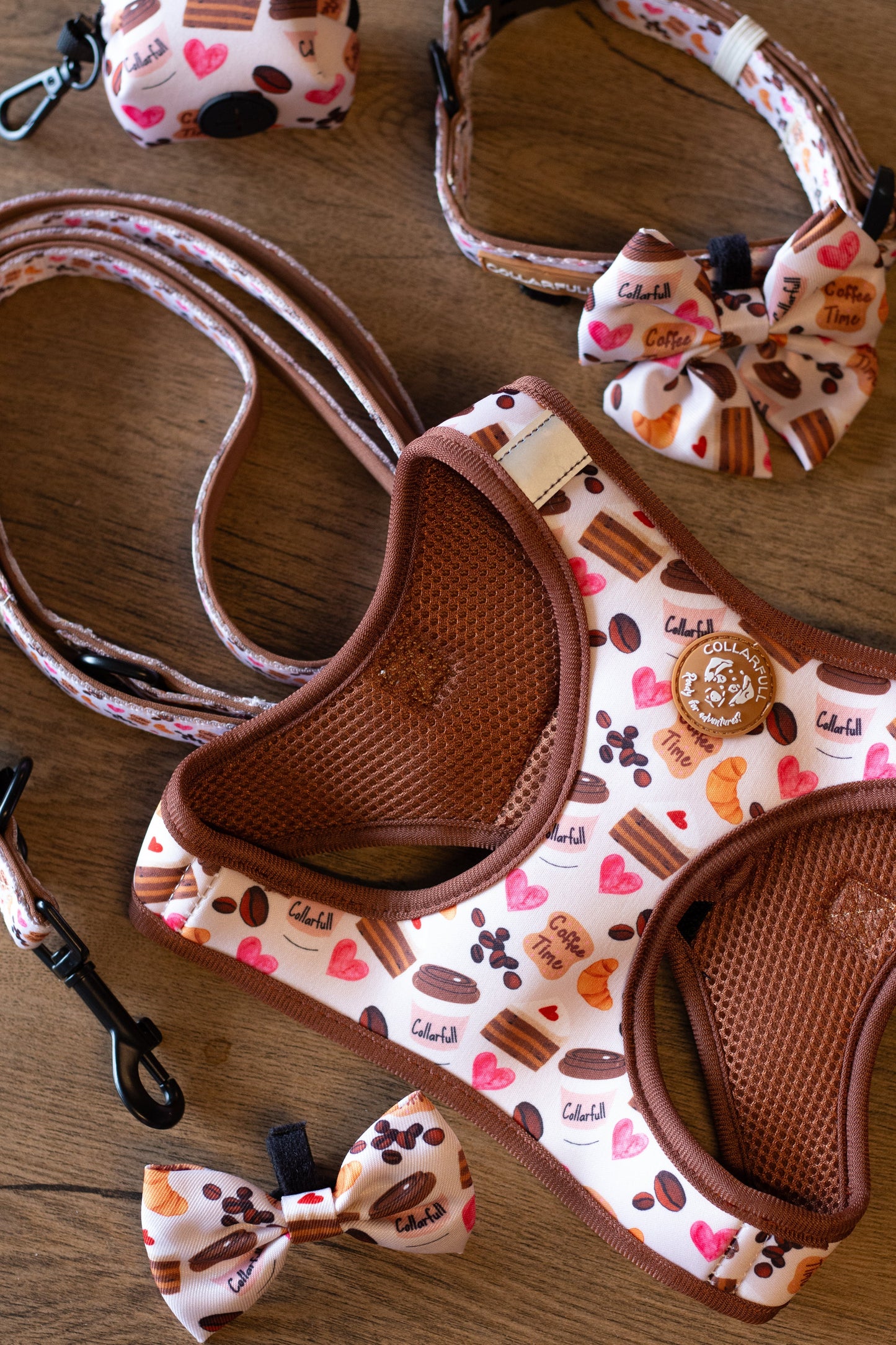 Tiny Trails step-in dog harness - Take a break, with Coffee N' Cake